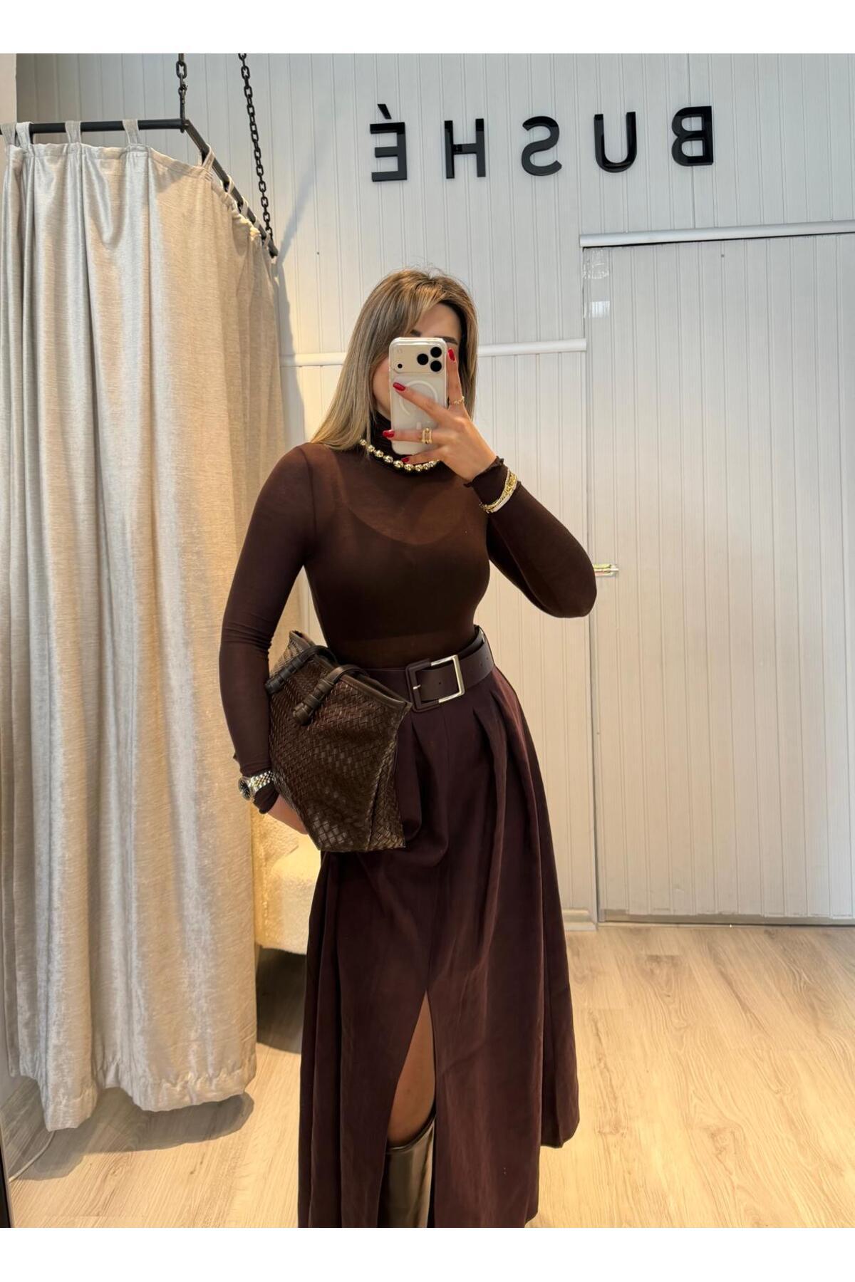 BORDO KEMERLİ UZUN ETEK