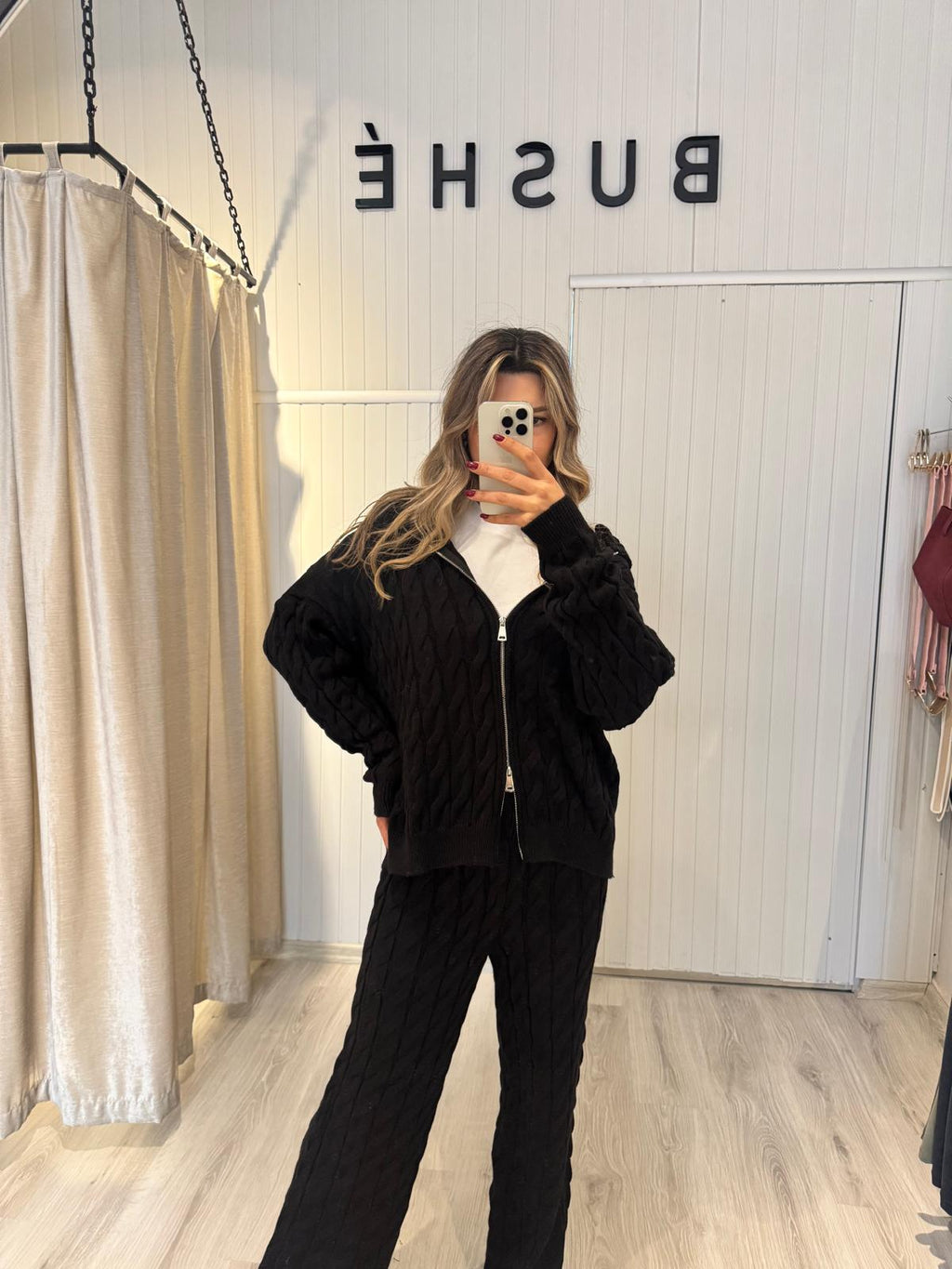 SİYAH ÖRME STANDART BELİ HİÇ SIKMAYAN TAKIM