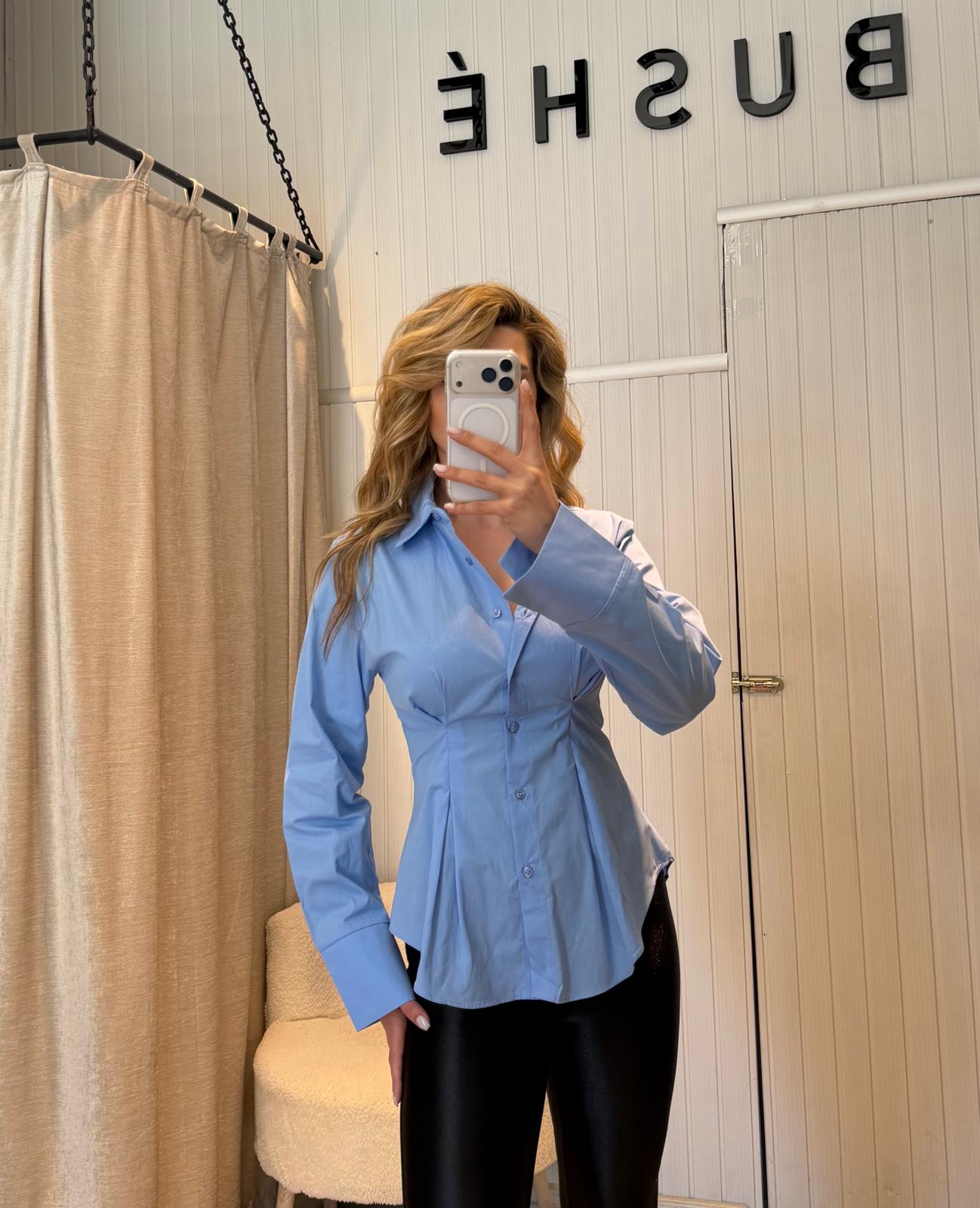 MAVİ BELDEN OTURTMALI GÖMLEK