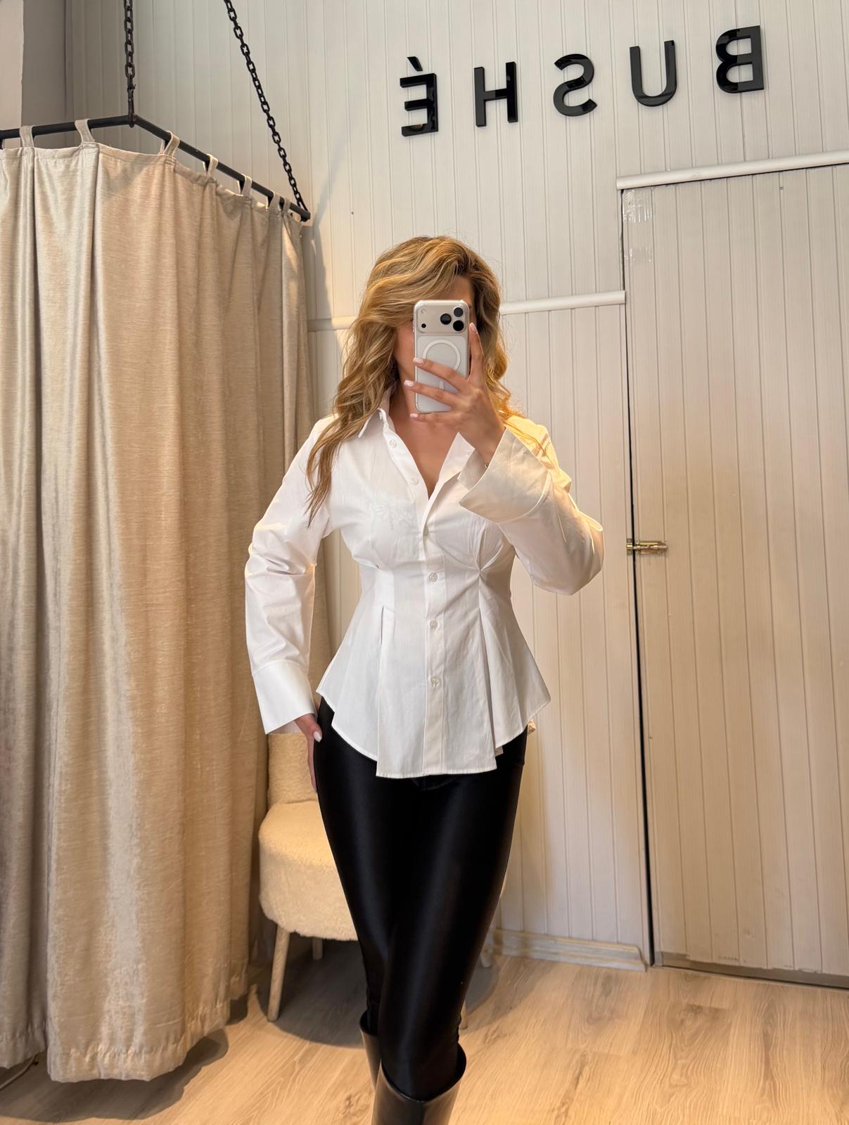 BEYAZ BELDEN OTURTMALI GÖMLEK