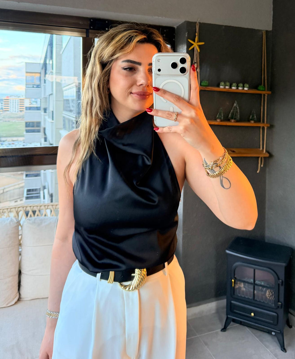 SİYAH SATEN ÜST
